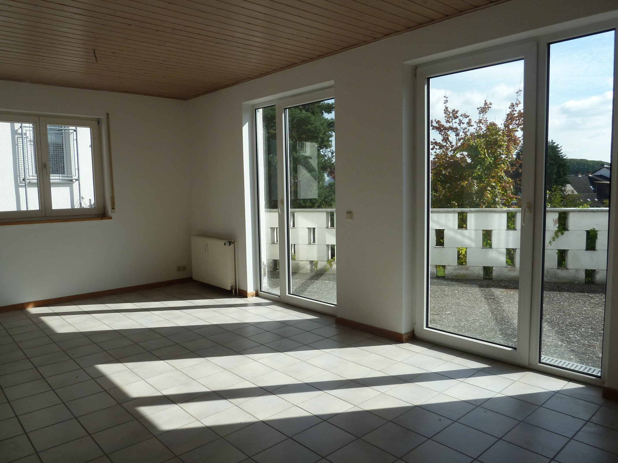 Gut vermietete Maisonette-Wohnung mit großer Sonnenterrasse im Herzen von Reinheim bei Degenhardt Immobilien