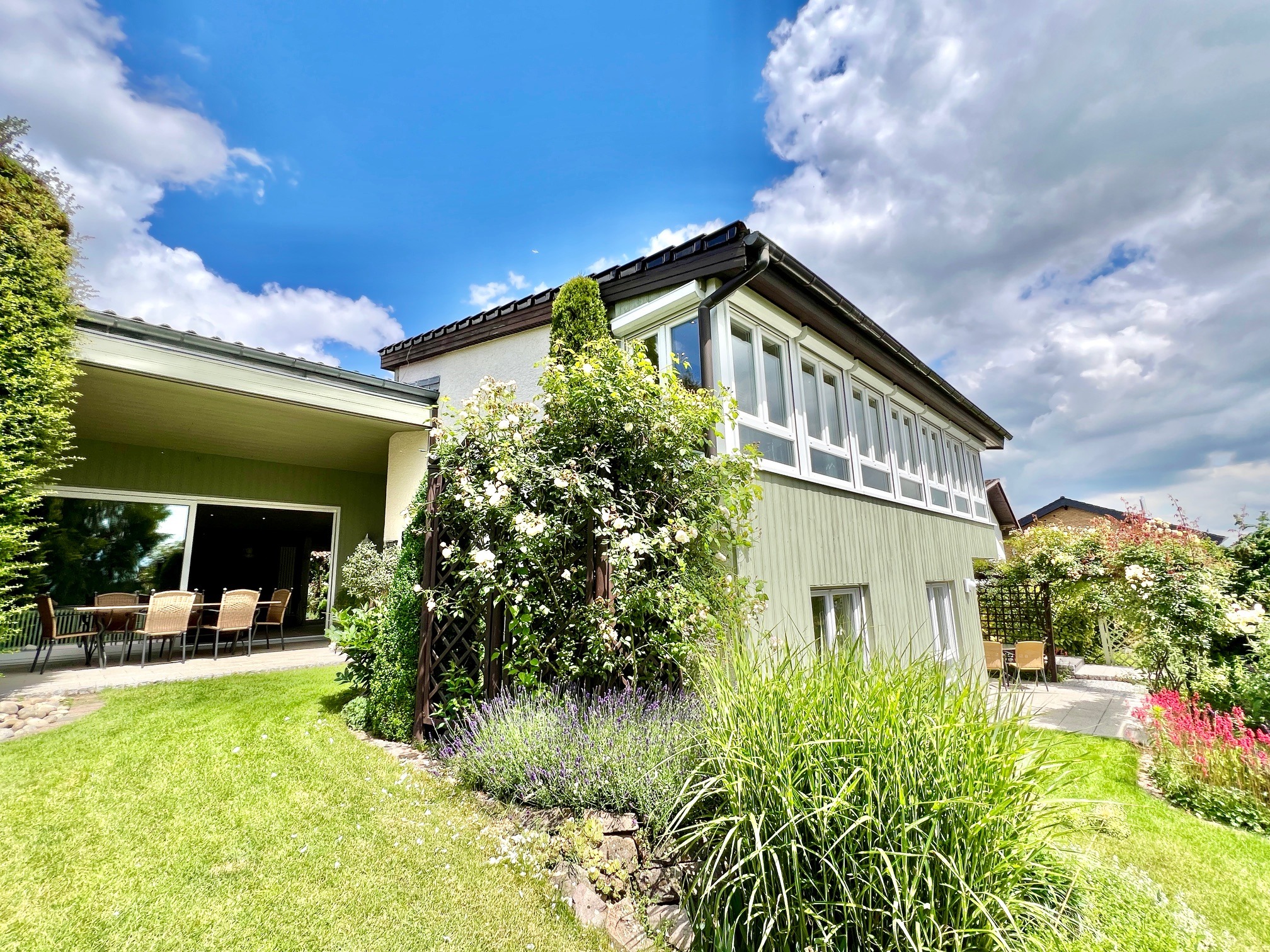 Verkauft! Highlight - energetisch modernisiert - mit herrlichem Weitblick! bei Degenhardt Immobilien