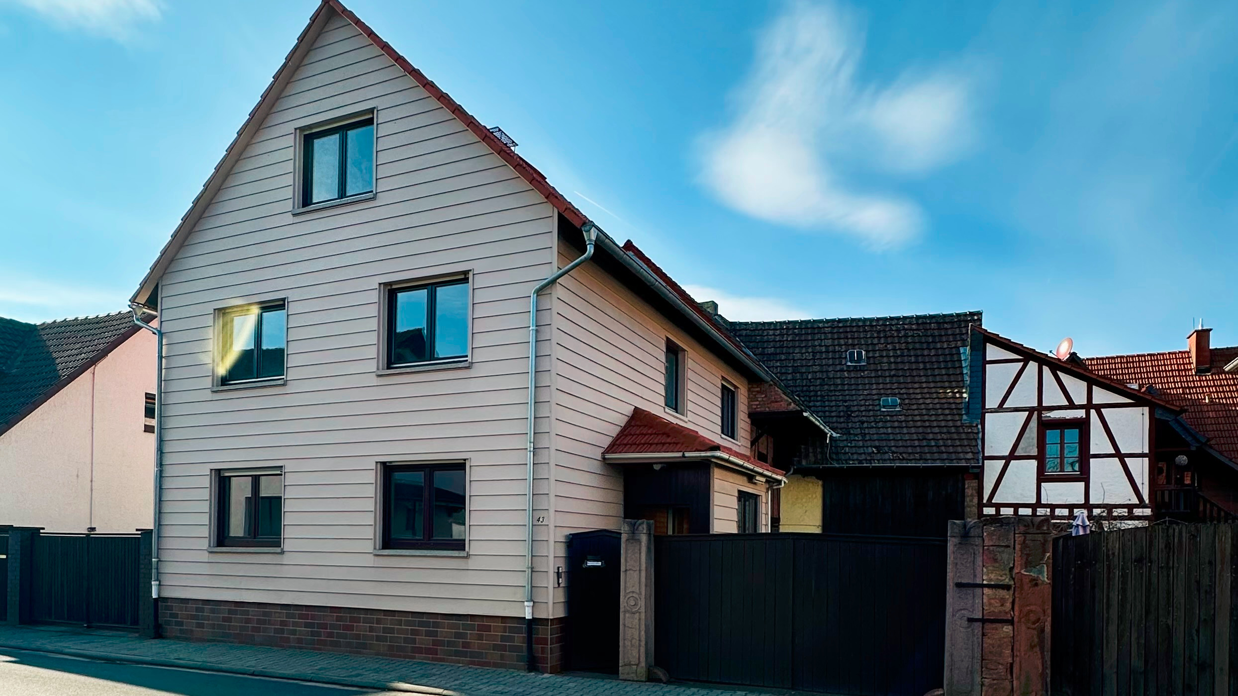 Reserviert! Hofreite in Langstadt! Viel Platz und Raum für Ihre Familie, für Ihre Hobbys oder zum Arbeiten! bei Degenhardt Immobilien