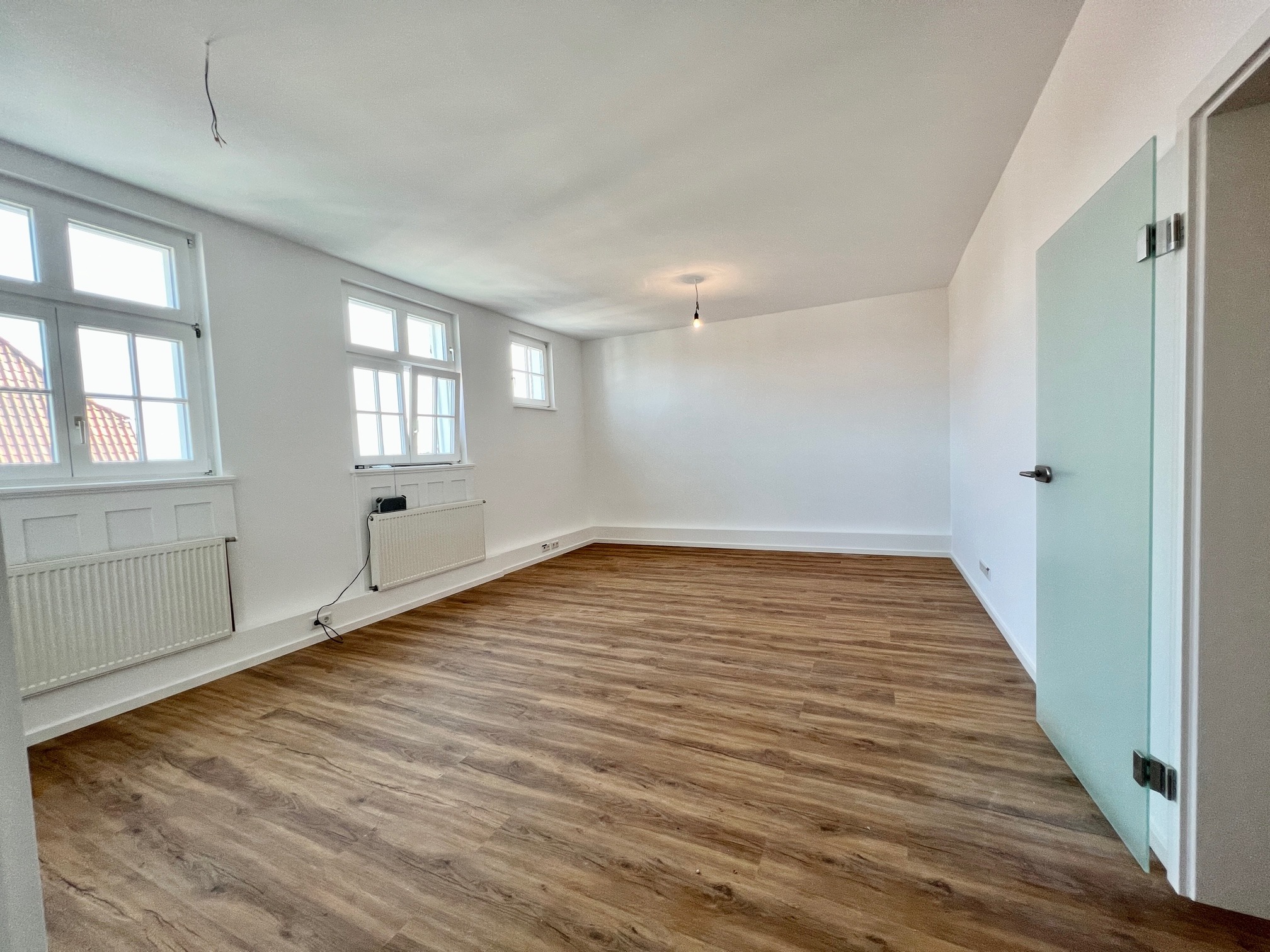 Reserviert! 4 Zimmer-Altbau-Wohnung mit neuer Einbauküche und Gartennutzung! bei Degenhardt Immobilien