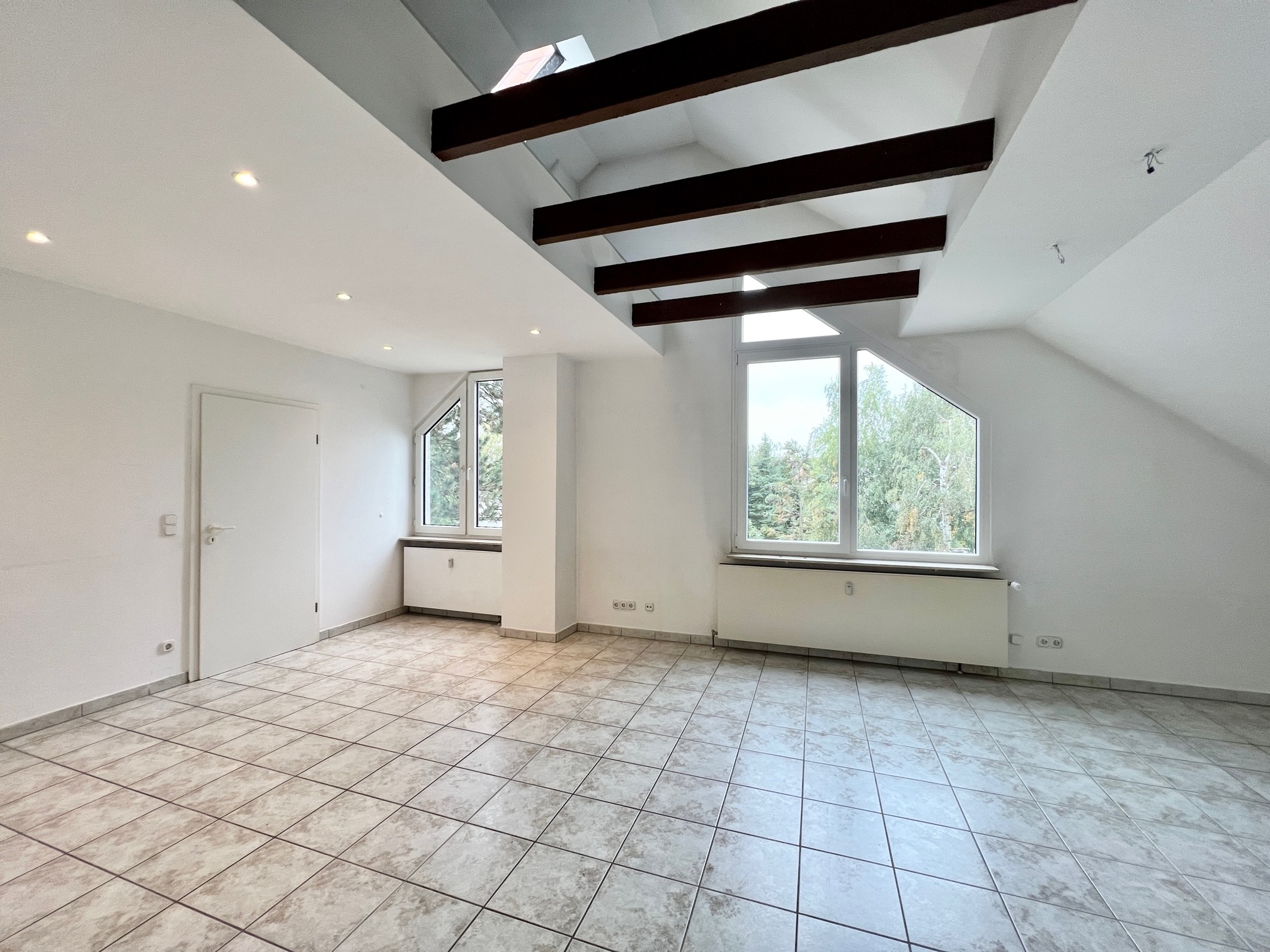 Helles Wohnambiente in bester Wohnlage! bei Degenhardt Immobilien